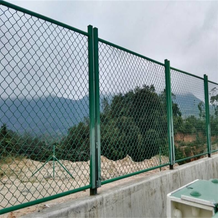 學(xué)校安全防護網(wǎng)